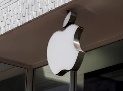 Apple moves to join Google antitrust trial over search engine agreement